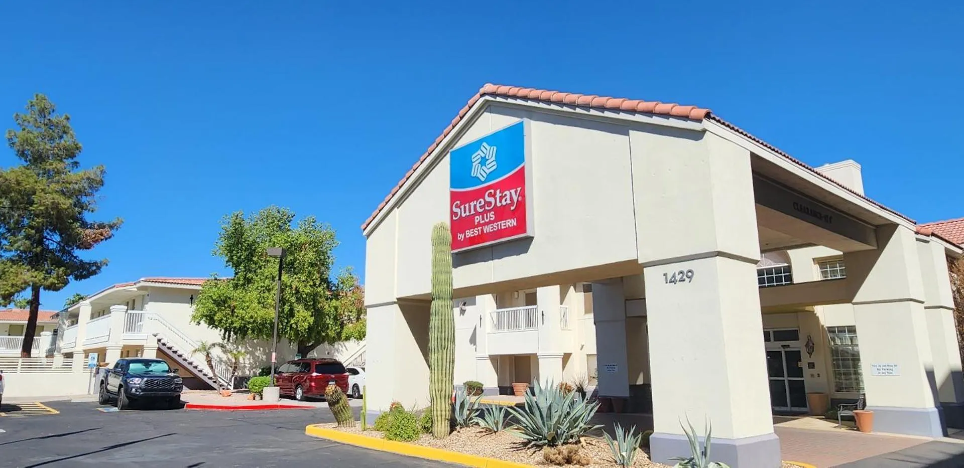 Surestay Plus Hotel By Best Western Tempe University